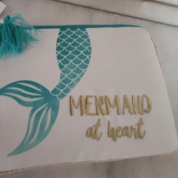 Mermaid At Heart Cream Turquoise Gold Zip Pocket Cosmetics Bag Pouch NEW - Picture 3 of 11